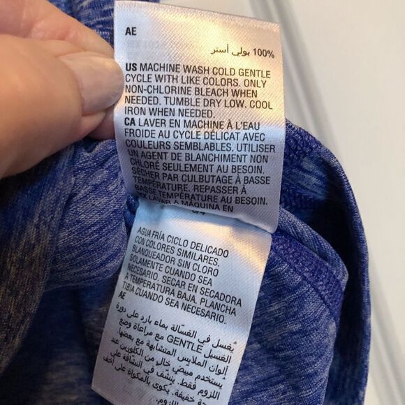 IDEOLOGY- NWT L Sz S Performance V-Neck RapiDry Tee in Deep Cobalt Heather. Cute - Picture 10 of 11